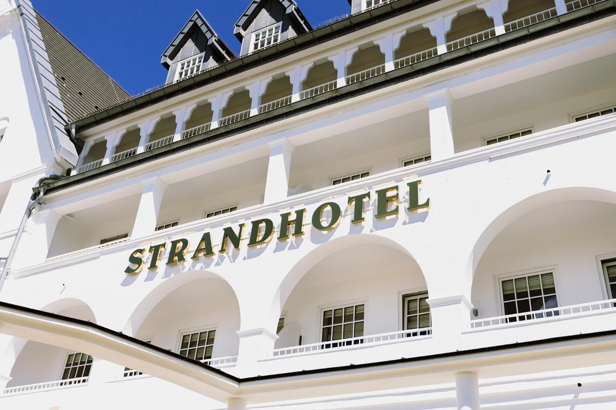 Strandhotel Gluecksburg Exterior photo